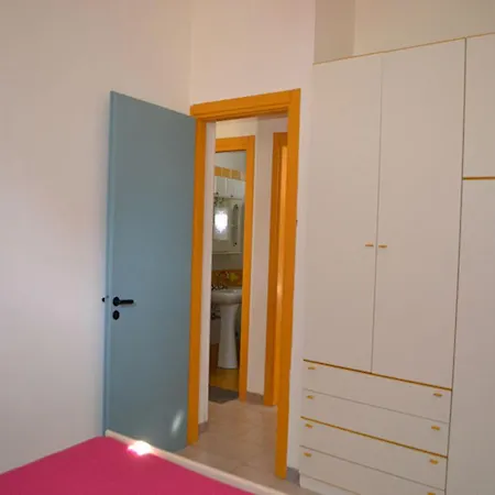شقة With Shady Garden And Air Conditioning In Torre Dellorso